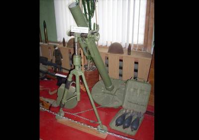 Советский 82-мм батальонный миномет БМ-37 обр.1937г.